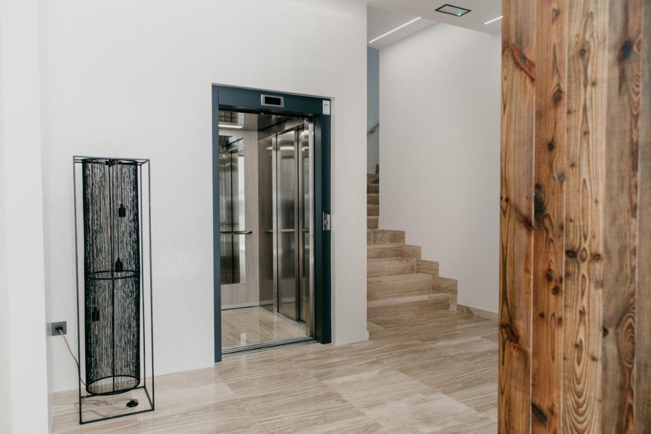 Suites Port Cambrils Buitenkant foto