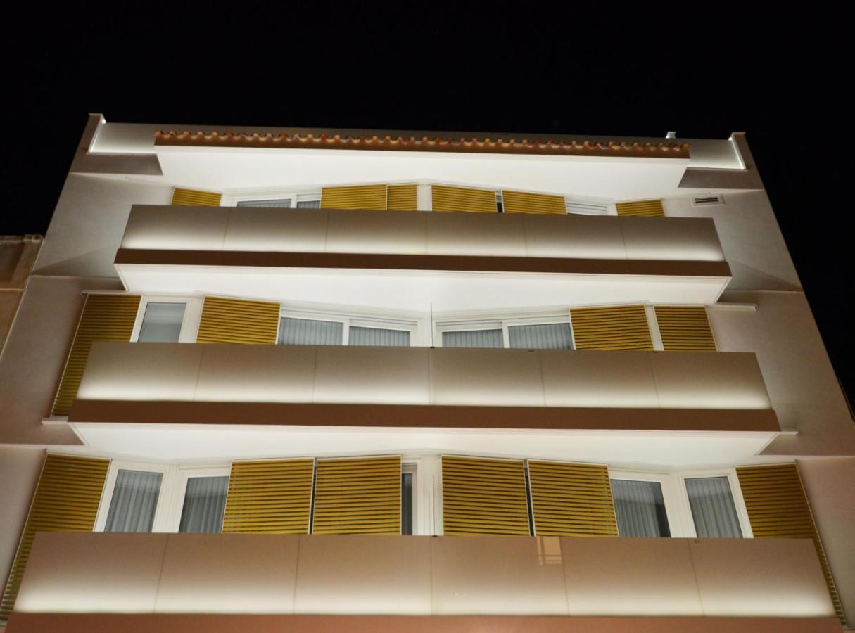 Suites Port Cambrils Buitenkant foto