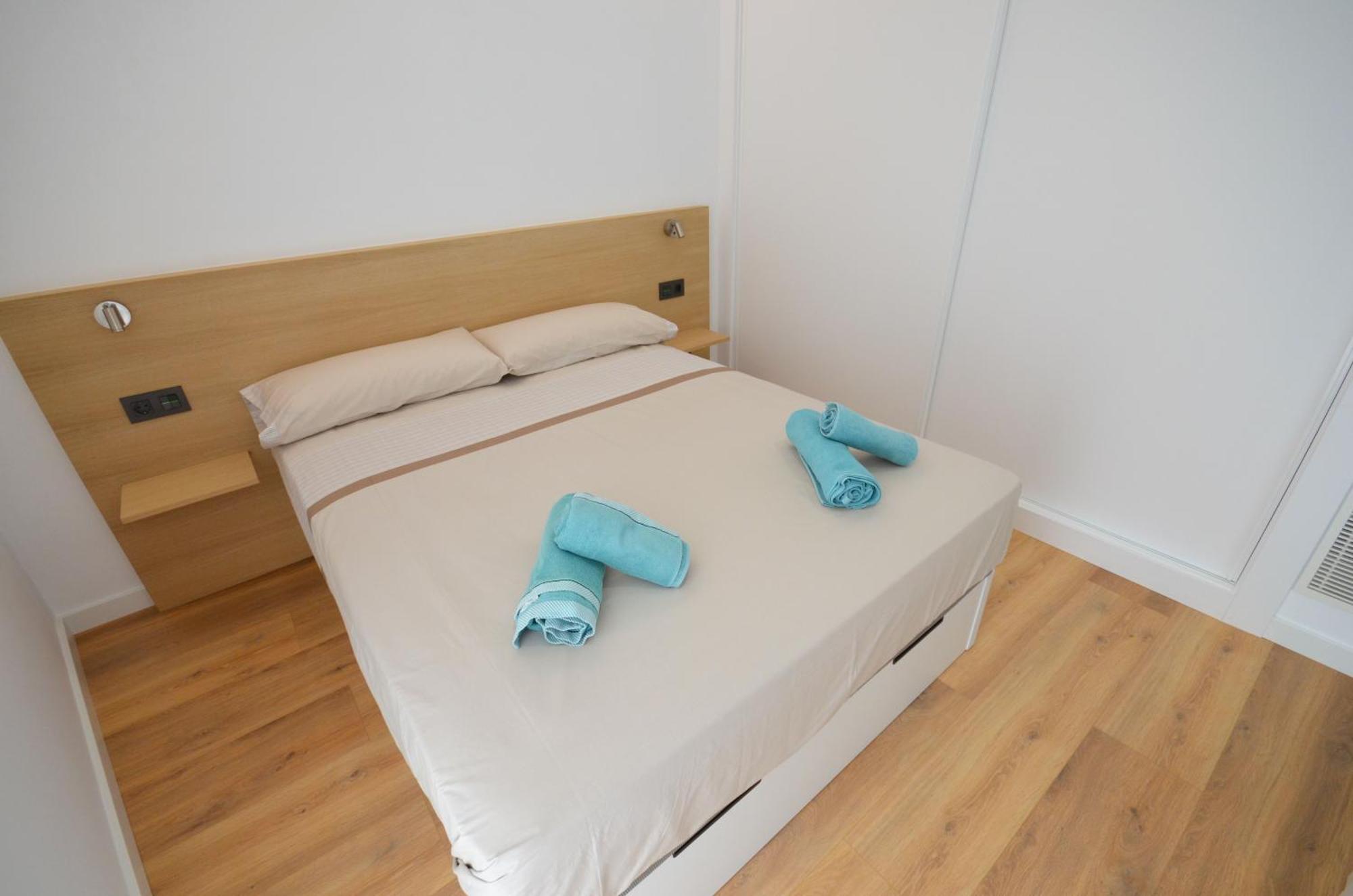 Suites Port Cambrils Buitenkant foto